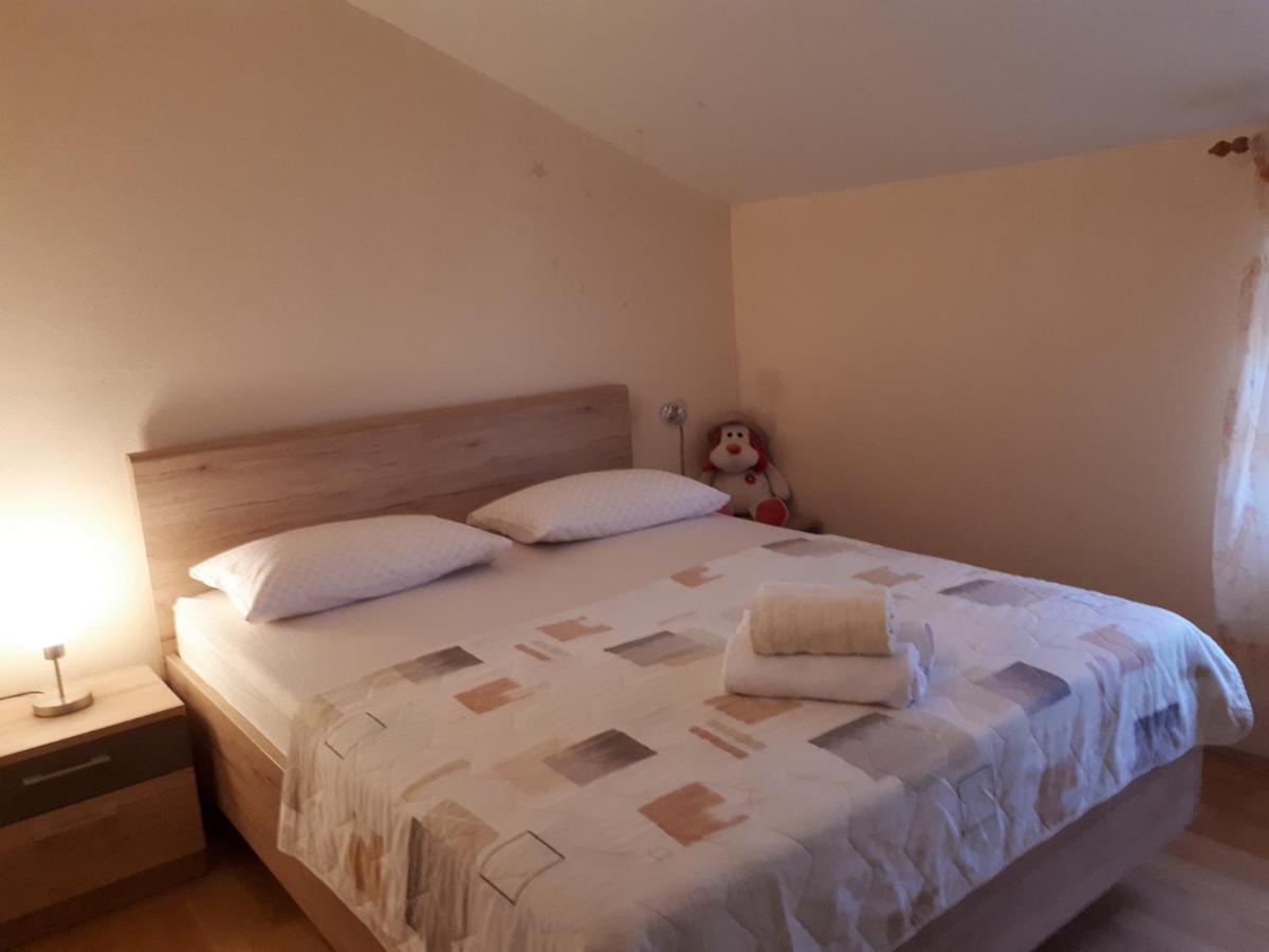 Mirjana Apartman Vodice Exterior photo