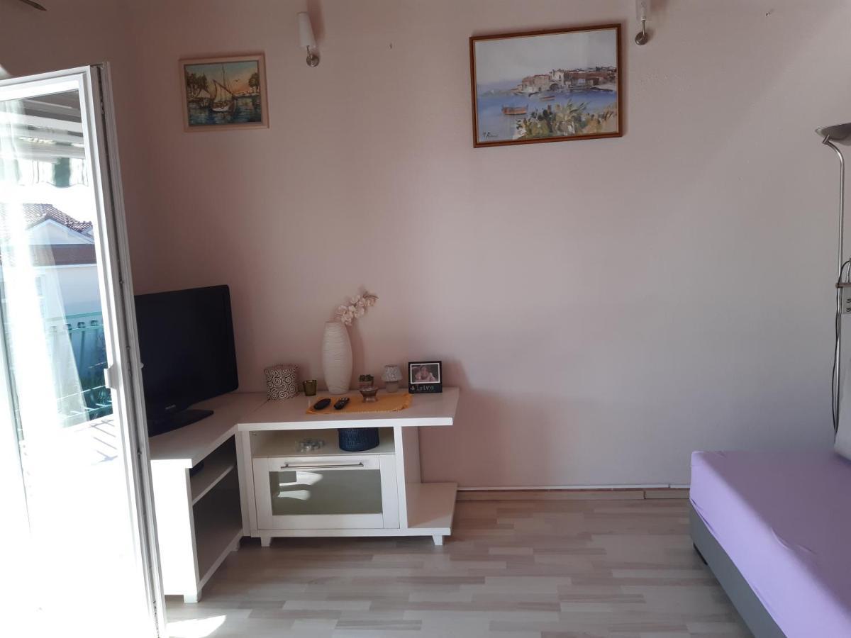Mirjana Apartman Vodice Exterior photo